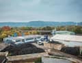 In cooperation with its partner Pyrum Innovations, Schwalbe now even recycles entire tyres. The resulting raw materials can be reused for new tyres.