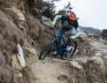 This is what the Pivot Switchblade was designed for: Riding fun between all-mountain and enduro on versatile trails.