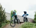 Many children are already serious mountain bikers. The latest 24-inch mountain bikes show this: Their equipment no longer has to be inferior to that of adults.