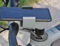 It also fits quite large mobile phones, which can then be safely stored in it.