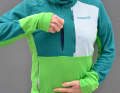 Cool! The zip on the chest can be opened from below for cooling.