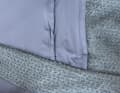 Not a dense teddy fleece, but the fluff in combination with the dense outer fabric has a strong insulating effect - and is very light.