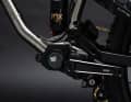 Das Pinion-Getriebe im Vampire Riperatti Downhiller kommt mit elektronischer Smart Shift Funktion.