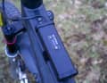 The Smartcore battery with 10.0 Ah is mounted on the top tube using Velcro. It has a charge level indicator.