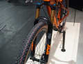 A 34 mm fork and lightweight race tyres keep the weight down.