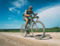 Die größere Laufradgröße passt perfekt zur Philosophie des Bikes: lange Distanzen, viel Gepäck, unterschiedlichste Untergründe und maximaler Vortrieb.