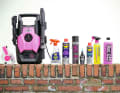 The MYBIKE cleaning box: You certainly don't need that many products at home - a basic cleaner (also the one from the car), a liquid chain cleaner and a chain oil are sufficient.