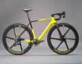 Das Bike Ahead The Superfast Edition 15 ist eine Hommage an die 15-jährige Firmengeschichte der Bayern.