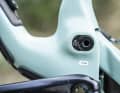 Thanks to the flip chip on the main pivot point, the Extra Air can also be ridden with a 27.5-inch rear wheel.