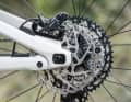 If you turn the flip chips in the dropouts, the chainstay length increases by ten millimetres.