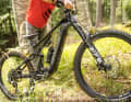 Cannondale claims to have saved almost a kilogramme on the frame alone. We think so: The new chassis isn't slim, but it's still stylish.