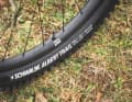 The super-soft rubber compound on the front tyre provides plenty of traction. At the rear, the thick Gravity carcass provides plenty of puncture protection.