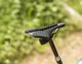 The seat pad of the Selle-Italia carbon saddle comes from a 3D printer. The list price? A proud 450 euros!