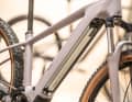 Equipped for every tour: Choice of 600 or 800 Wh PowerTube battery, elegantly integrated into the down tube, for plenty of range. Also good: the batteries can be easily removed from the down tube with a key for charging.