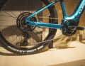 Precise shifting: Shimano Cues 9-speed for a lot of propulsion at a low price.