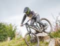 "I liked it the best in the practical test": tester Max shoots the Full 29 Downhiller from YT through the junk.