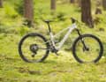Mondraker Sly R: 21 kg / 160/150 mm / 29 inch / 5999 Euro