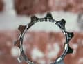 Like the fin of a shark: If the teeth of a sprocket look like this picture, it's time to change it - and anyone can do it themselves!