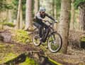 The low centre of gravity, the high-traction chassis and the balanced proportions of the main frame and rear triangle make this possible.