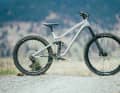 Dartmoor Rocbird Enduro Evo / 16,3 kg1 / 160/160 Millimeter Federweg / 29/27,5" / 2699 Euro / Alu