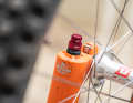 The high and low-speed rebound can also be adjusted as required. LSR: 16 clicks, HSR: 8 clicks - for super-controlled compression.