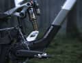 The mount for the short-stroke SL is higher.