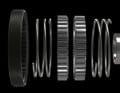 The toothed disc freewheel is preloaded by two springs. Bearings can be changed on the new 350 without special tools.