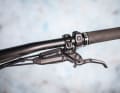 The Stealth levers from Sram guide the brake lines close to the handlebars.
