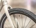 55 Millimeter Breite Schwalbe Reifen bringen etwas Komfort, bis zu 58 Millimeter sind möglich.