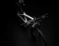 Mit 115 Millimetern Federweg und einem flachen Cockpit positioniert sich das El Camös als topmodernes Cross Country Hardtail.