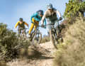 Chasing nimble and fun over shallow trails is the strength of lightweight trail bikes. Whether Focus (front) or Haibike (centre) - the lightweight class has clear advantages over the classic E-MTBs.