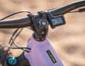 Like the Pivot and Evil, the Bullit also has the classic cable routing in the head tube. All three do without complicated integration through the headset.