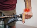 Tingling in the thumb, index finger or middle finger: this is usually caused by the wrist being bent too sharply – particularly with modern handlebars, which are often up to 800 millimetres wide, the hand is forced out of its natural position and bent too sharply.