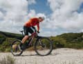 Thanks to super-light wheels and an efficient chassis, the Specialized S-Works Epic 9 guarantees rapid acceleration.