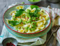 Pasta is quick and fills hungry bikers up. Prepared pea and herb pesto turns it into a healthy, nutritious and, above all, tasty meal.