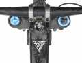 Creaking noises: We just couldn't get rid of them. Pulling the fork out and refitting it only helped for a short time, the creaking in the head tube remained.