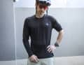 Lightweight, comfortable, warm enough. Can also be worn as a short sleeve, simply roll up. Size M fits well for a height of 1.78 metres.