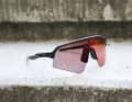 Chic, comfortable to wear... but why always so expensive? Oakley glasses.