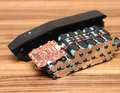 Here you can clearly see the connecting plates and circuit board of an external battery.