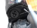 This is where the convenience ends: The Bosch charging socket is located in front of the motor and is very difficult to access.
