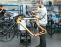 Eye-catching frame shape, eye-catching colours: Urwahn stands for comfort and lifestyle. The Urwahn bikes are assembled directly at the headquarters in Magdeburg.