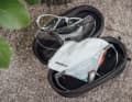 Livraison généreuse : en plus de l'étui rigide et du sac à lunettes, Giant offre également un écran interchangeable ainsi qu'un insert optique pour les conducteurs ayant une bonne vue.
