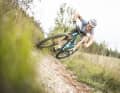 The Giant Anthem Advanced SL SE offers neutral and fun handling.