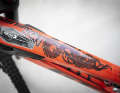 Brage's tattoo artist created the frame decal especially for Brage. A signature saddle from Brage with a similar design will be released soon.