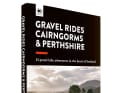 Der neue Gravel-Reiseführer "Gravel Rides Cairngorms & Perthshire" von Markus Stitz präsentiert 15 Gravel-Touren durch Schottlands spektakuläre Landschaften.