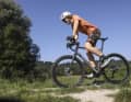 Das Radon Tigard rollt mit Titanrahmen in unseren Gravelbike-Test.