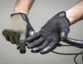 Die DND Gloves sind die Klassiker im Giro-Sortiment und sollen Trailbiker Schutz und ein perfektes Griffgefühl bieten