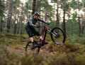 With 160 millimetres of travel and long geometry, the Nicolai certainly offers a lot of smoothness, but it needs a little more effort to play around on the trail.