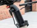 The battery is located in the seat post. Internal and external charging is possible.