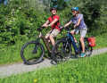 Fun away from the tarmac too: easily possible with rough-tyred SUV e-bikes.